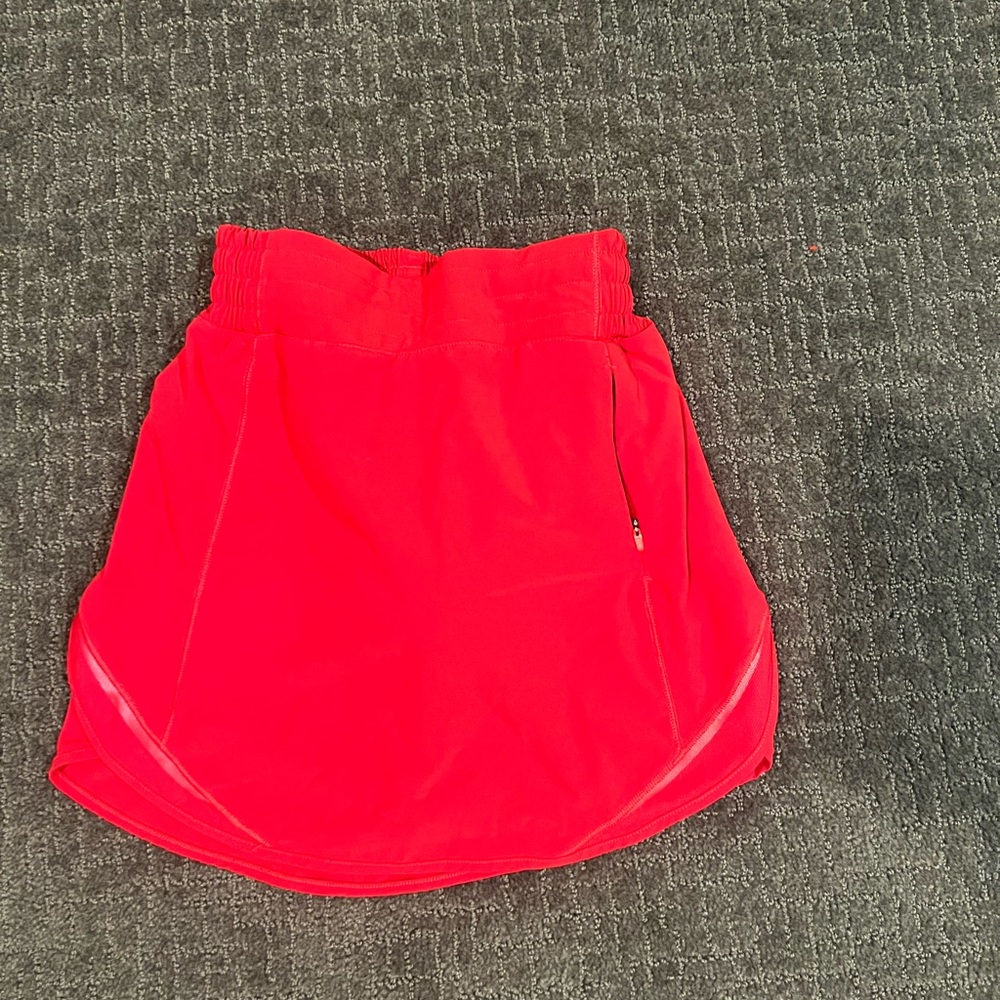 Lululemon Hotty Hot High Rose skirt